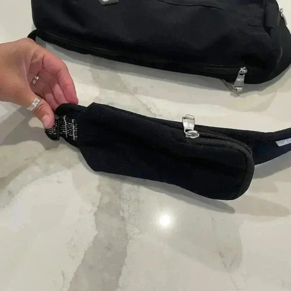 Chaco Radlands Sling Pack and Mini Hip Pack Matching Set Black Silver Metallic - Picture 5 of 10